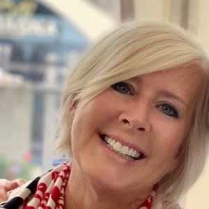 Meet your Posher, Lillian